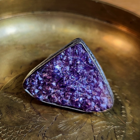 Sparkly druzy rings. 1 bright pink,1 medium purple and 1 rough Rainbow Titanium - Picture 7 of 11